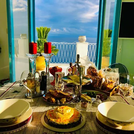 Penelope13suite Holiday home
